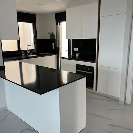 Appartement Tres Spacieux De Luxe Avec Vue Sur La Et Les Salines *