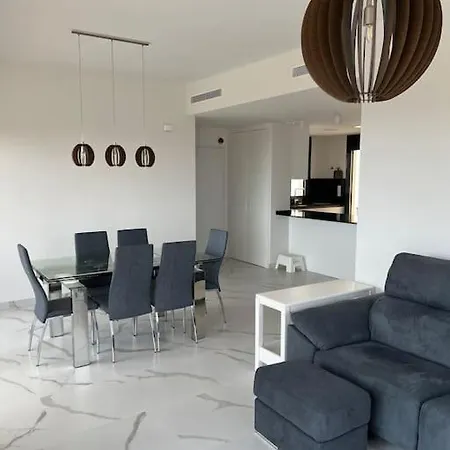 Tres Spacieux De Luxe Avec Vue Sur La Et Les Salines Appartamento *